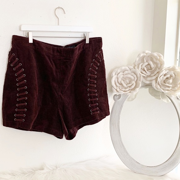 F21 Plus Size Burgundy Corduroy Lace up Sh… - Picture 1 of 7